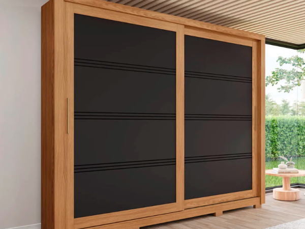 Quais são as vantagens de um guarda-roupa com portas de correr?