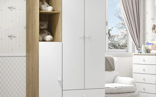 Guarda-roupa infantil 3 ou 4 portas: o que considerar na hora de organizar as roupinhas e brinquedos?