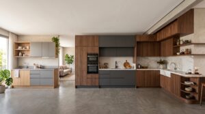 ambiente ilustrando cozinha modulada x planejada x sob medida no mesmo espaço